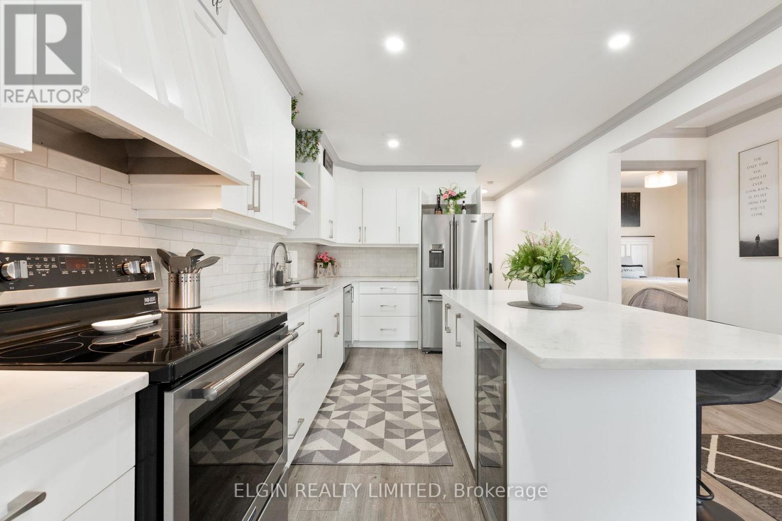 25 Brock Street, St. Thomas, Ontario  N5P 2B3 - Photo 13 - X12780132