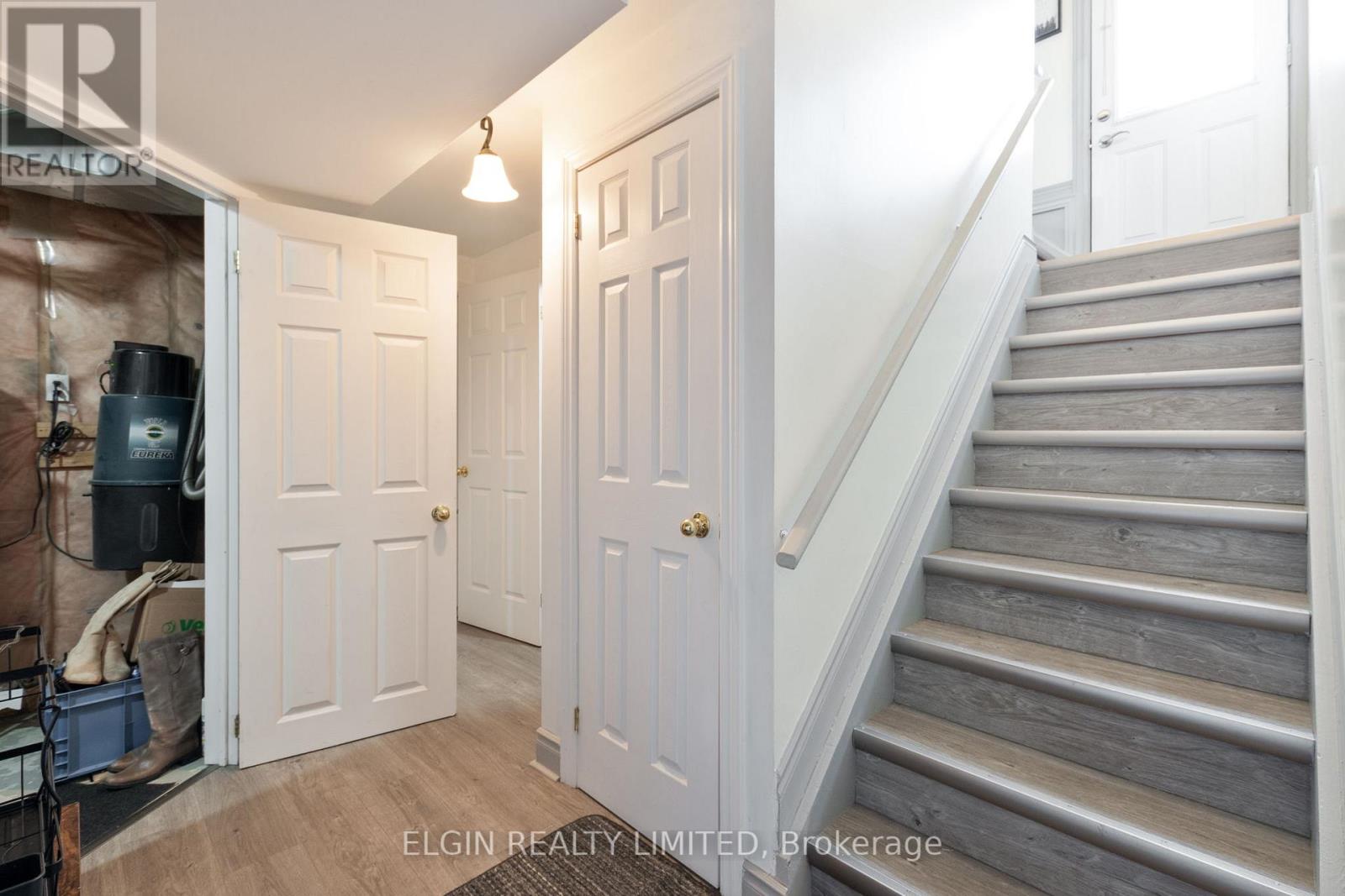 25 Brock Street, St. Thomas, Ontario  N5P 2B3 - Photo 20 - X12780132