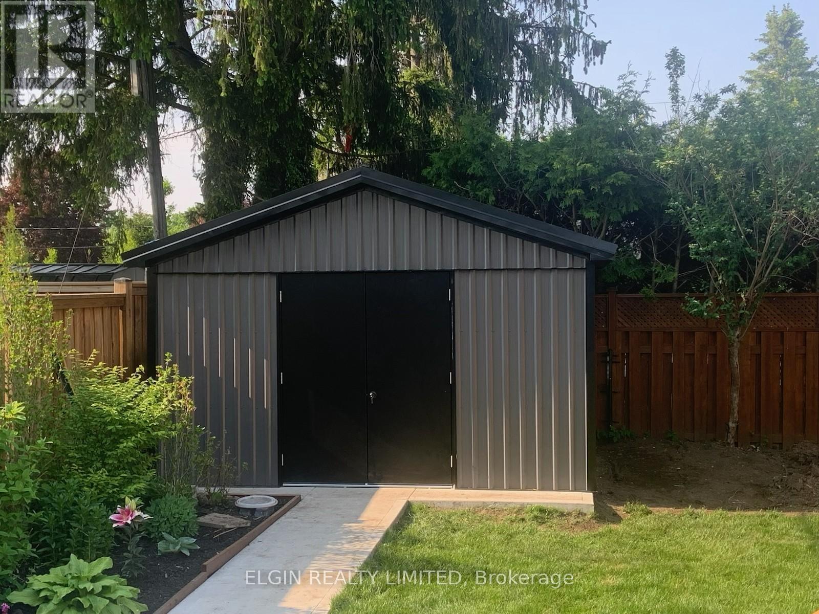 25 Brock Street, St. Thomas, Ontario  N5P 2B3 - Photo 38 - X12780132