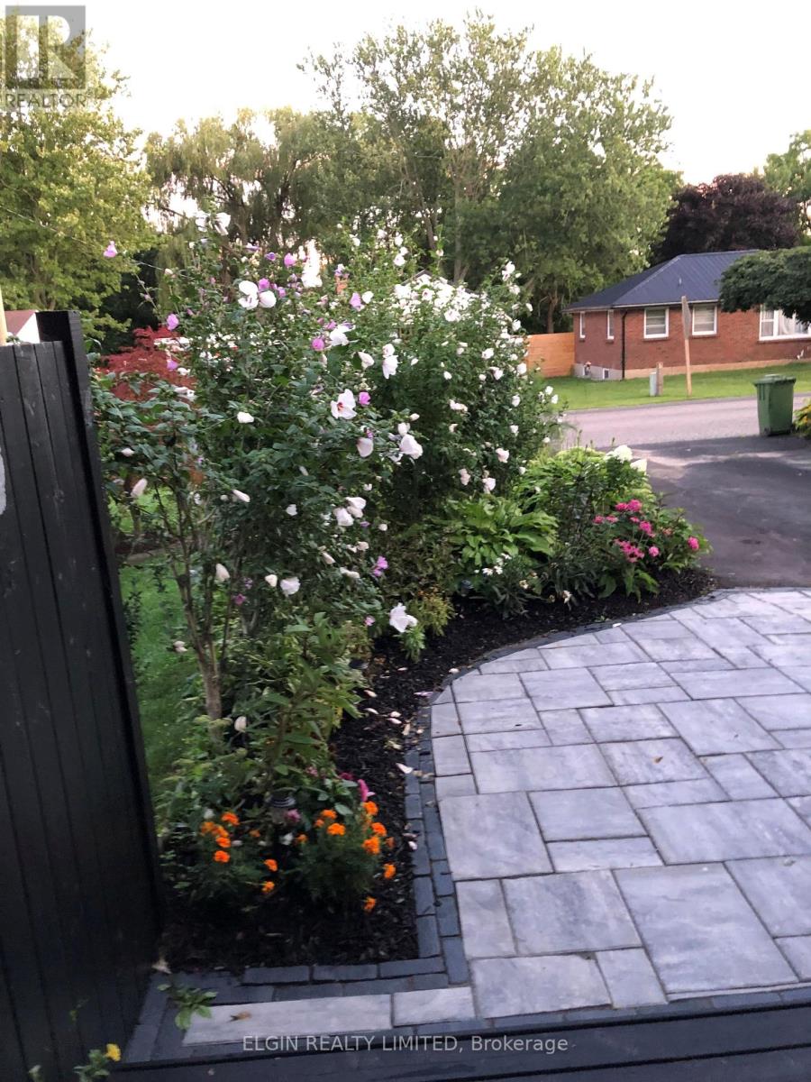 25 Brock Street, St. Thomas, Ontario  N5P 2B3 - Photo 39 - X12780132