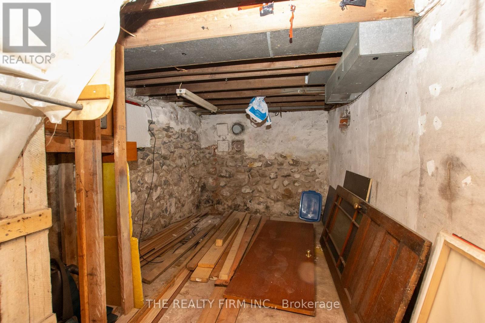 3 Daly Avenue, Stratford, Ontario  N5A 1B7 - Photo 35 - X12780248