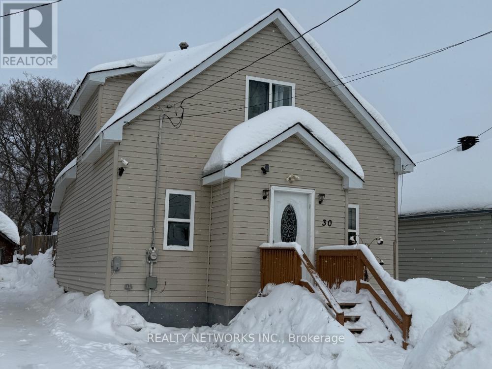 30 GOLDEN AVENUE, timmins (sp - main area), Ontario