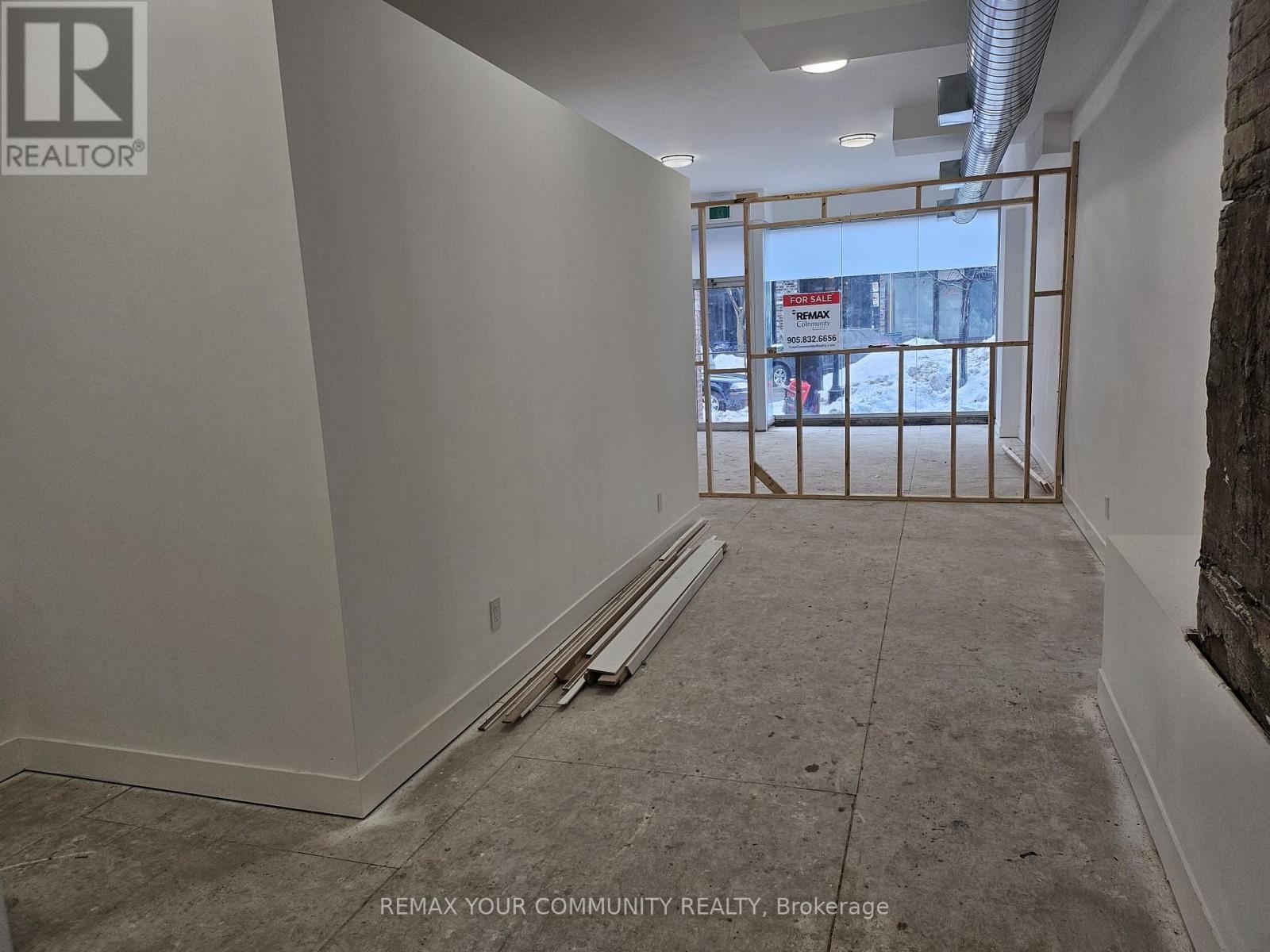 983 Dovercourt Road, Toronto, Ontario  M6H 2X6 - Photo 5 - W12776200