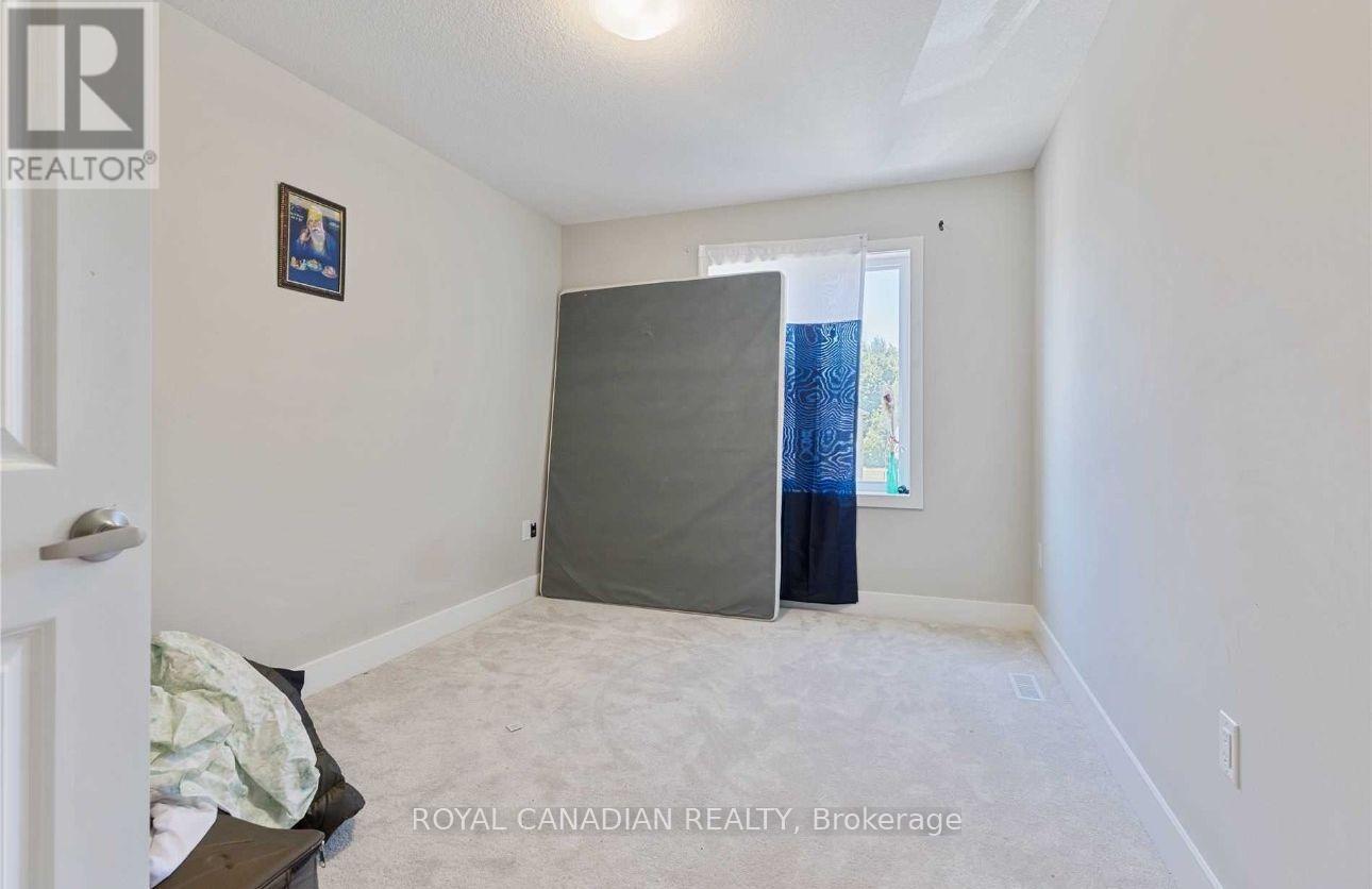 Photo 13 of 25 for 705 Chelton Road