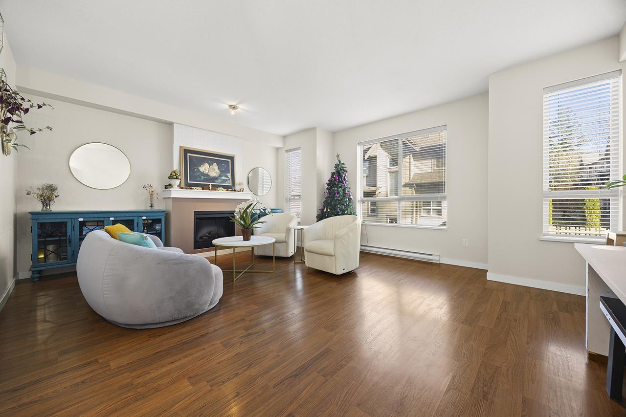 67 2738 158 Street, Surrey, British Columbia  V3Z 3K3 - Photo 2 - R3088933