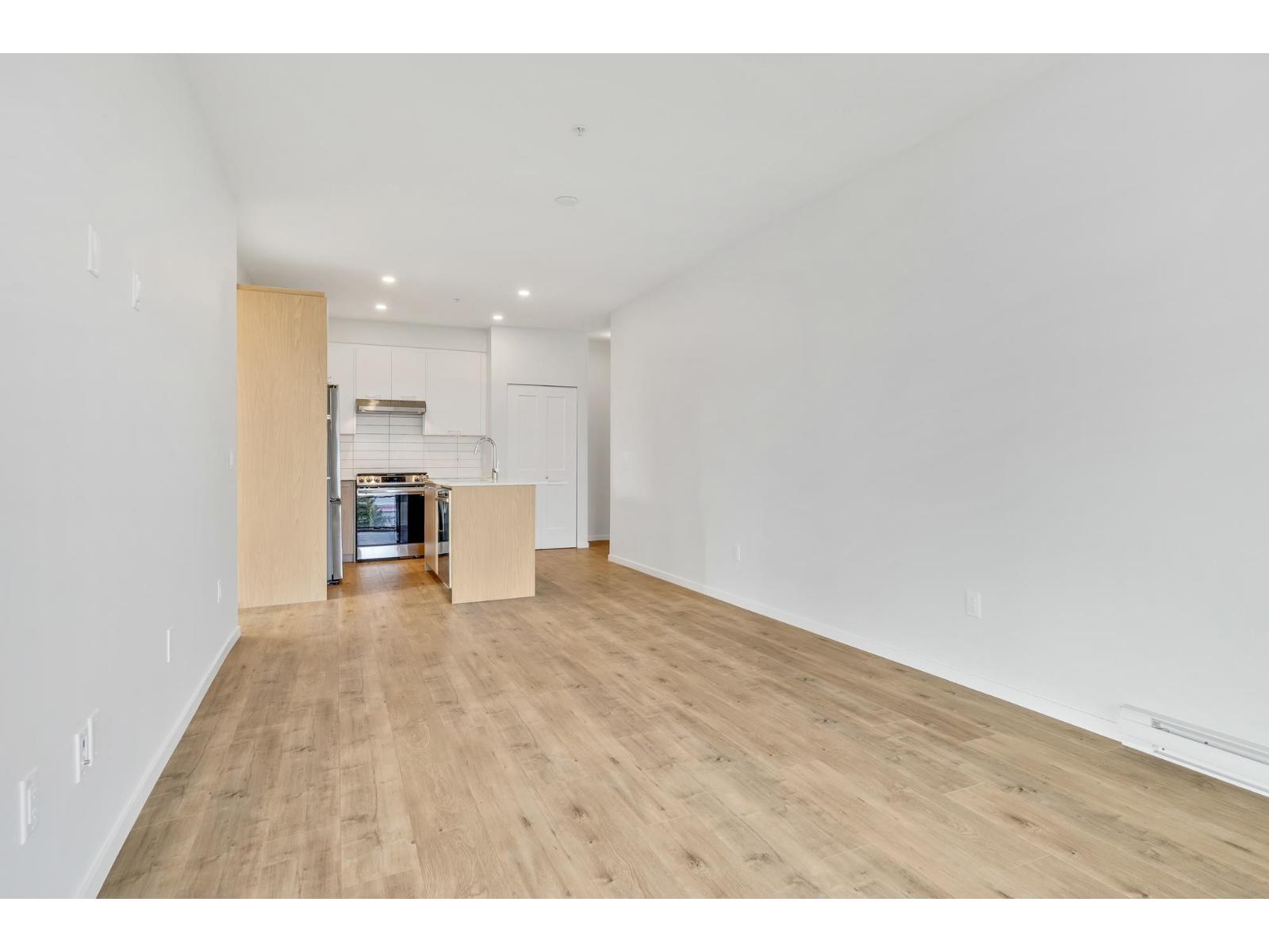 404 3315 148 Street, Surrey, British Columbia  V4P 0H5 - Photo 13 - R3088974