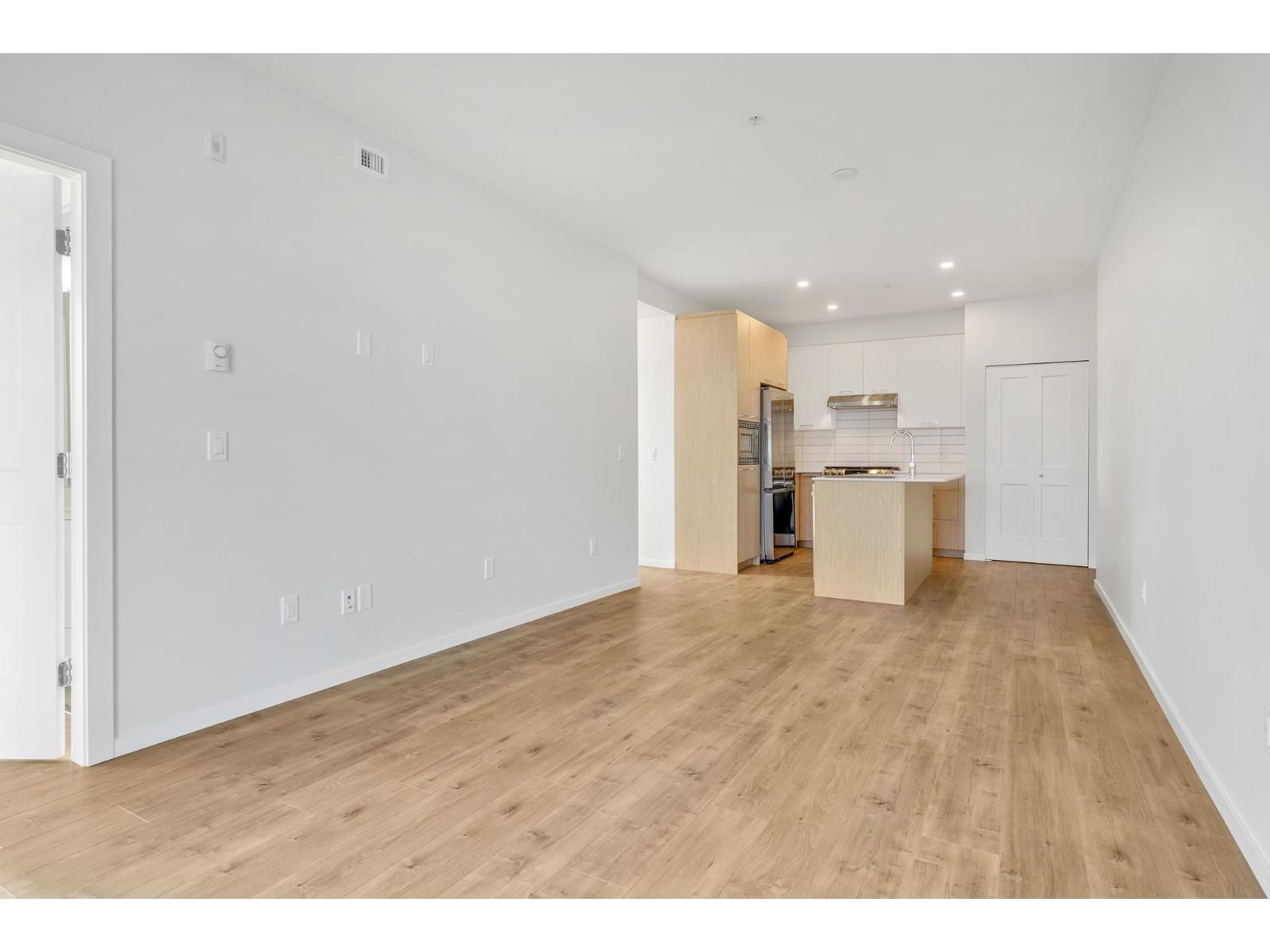 404 3315 148 Street, Surrey, British Columbia  V4P 0H5 - Photo 14 - R3088974