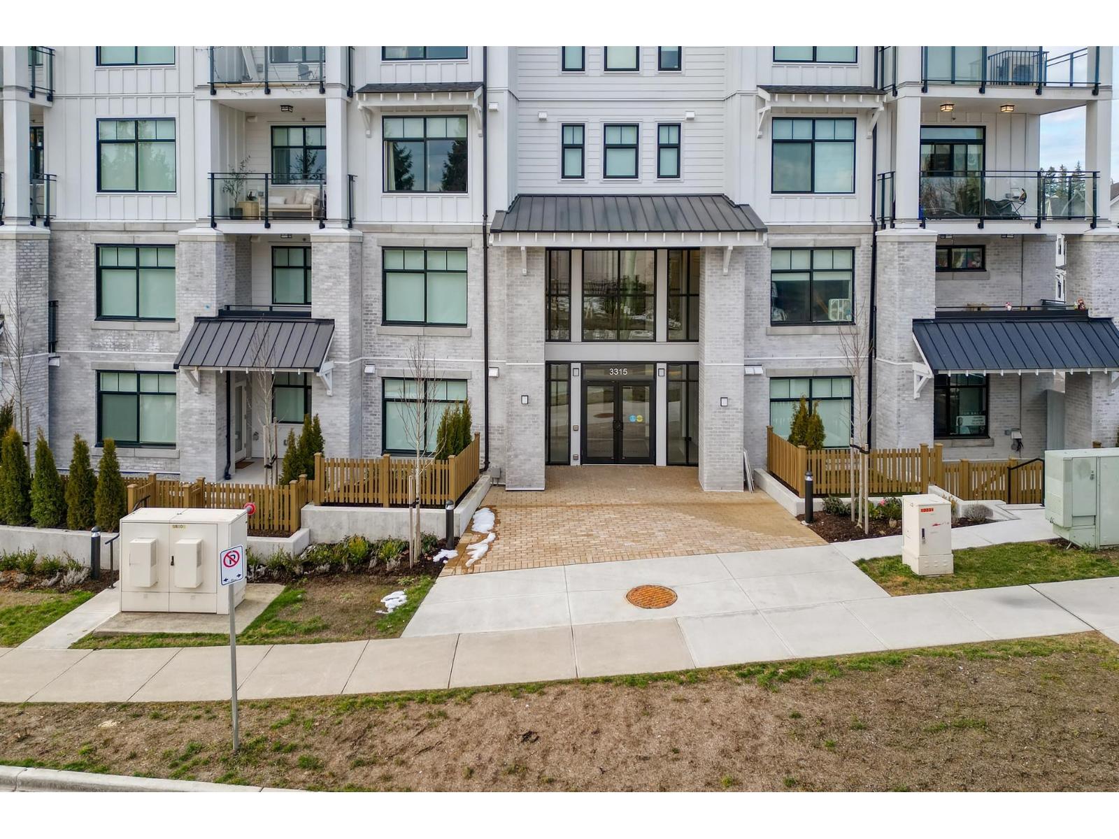 404 3315 148 Street, Surrey, British Columbia  V4P 0H5 - Photo 7 - R3088974