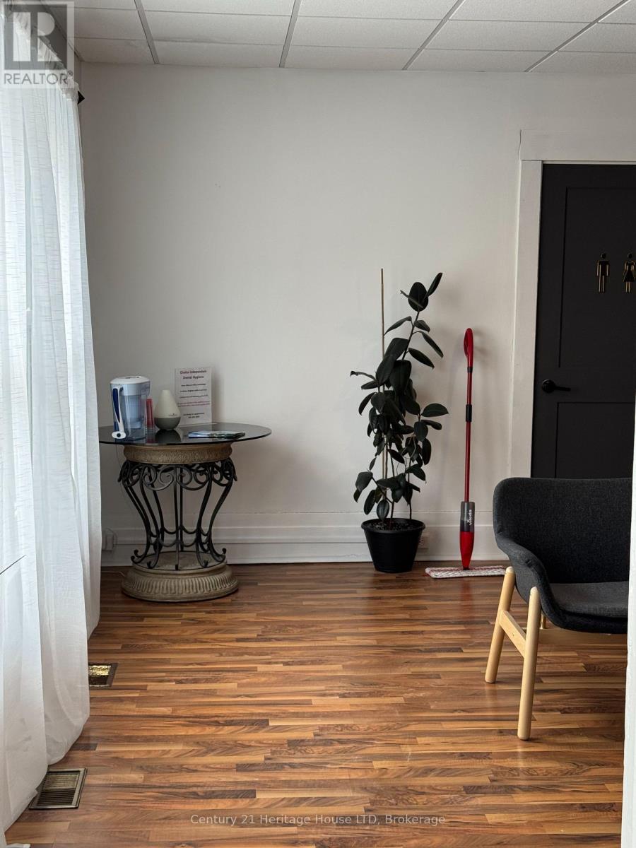 2nd Floor - 355 Ridge Road N, Fort Erie, Ontario  L0S 1N0 - Photo 4 - X12780224