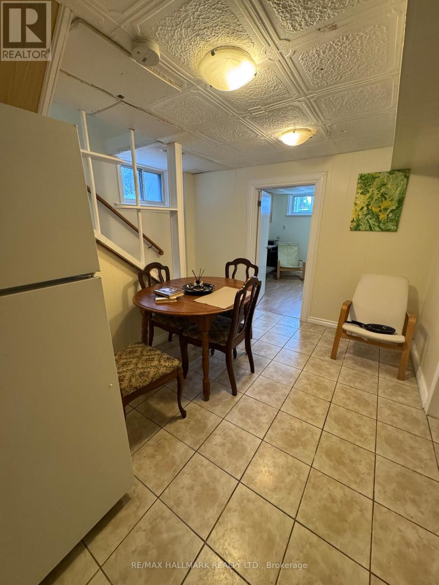 Bsmt - 207 Lawrence Avenue, Richmond Hill, Ontario  M4C 1Z7 - Photo 5 - N12777132