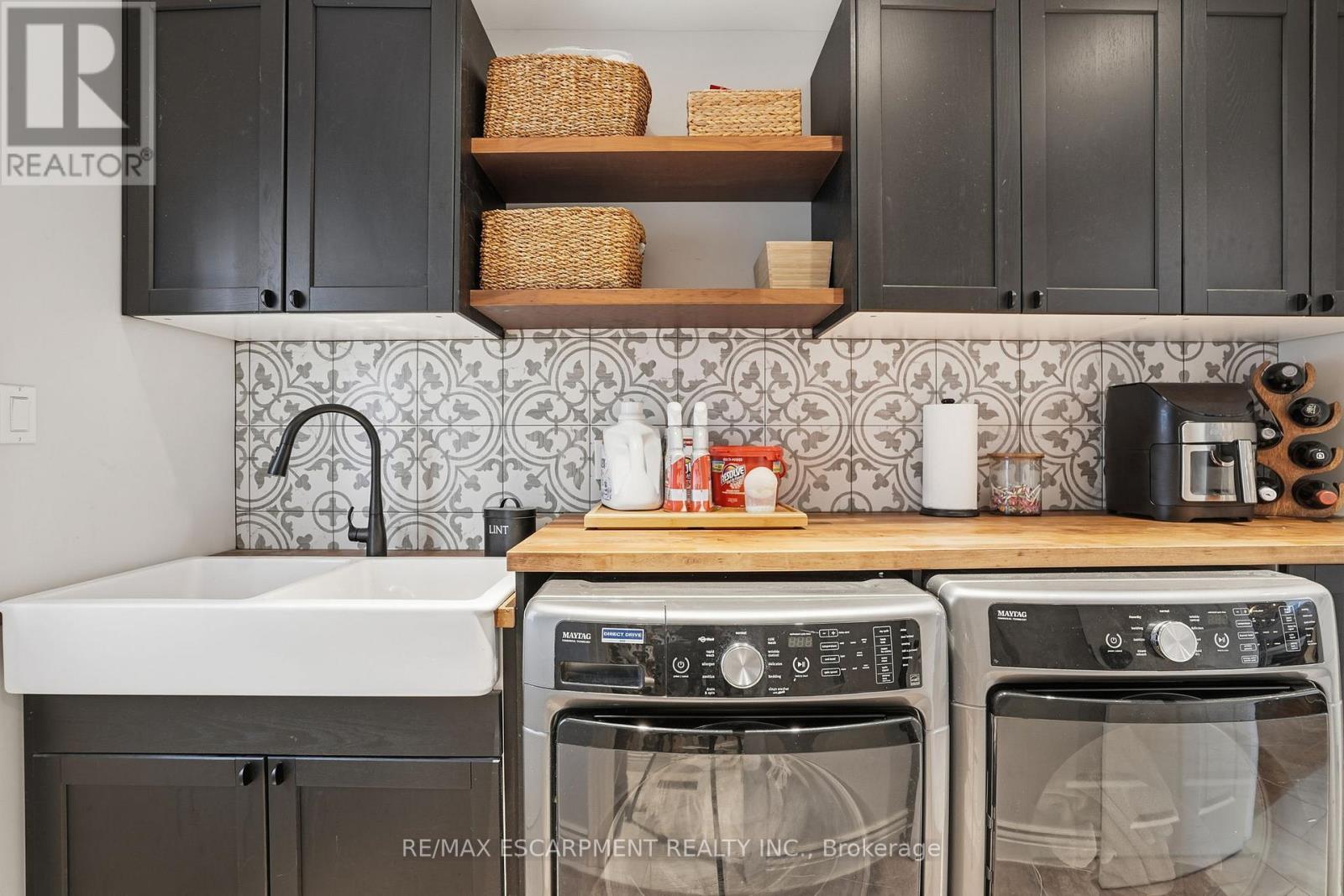 2018 Chrisdon Road, Burlington, Ontario  L7M 3W8 - Photo 13 - W12756586