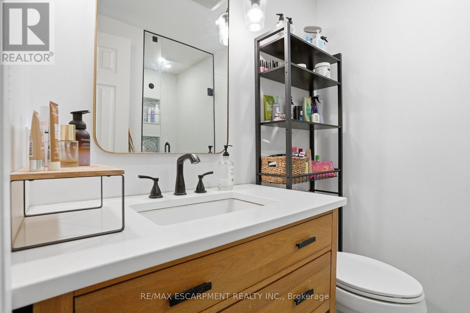 2018 Chrisdon Road, Burlington, Ontario  L7M 3W8 - Photo 23 - W12756586