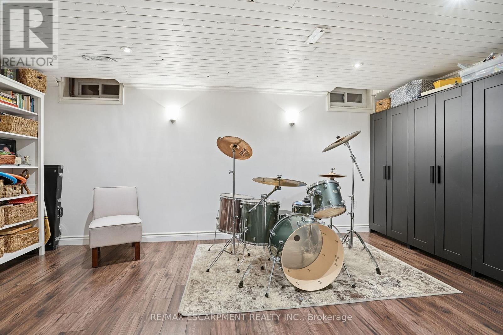 2018 Chrisdon Road, Burlington, Ontario  L7M 3W8 - Photo 27 - W12756586