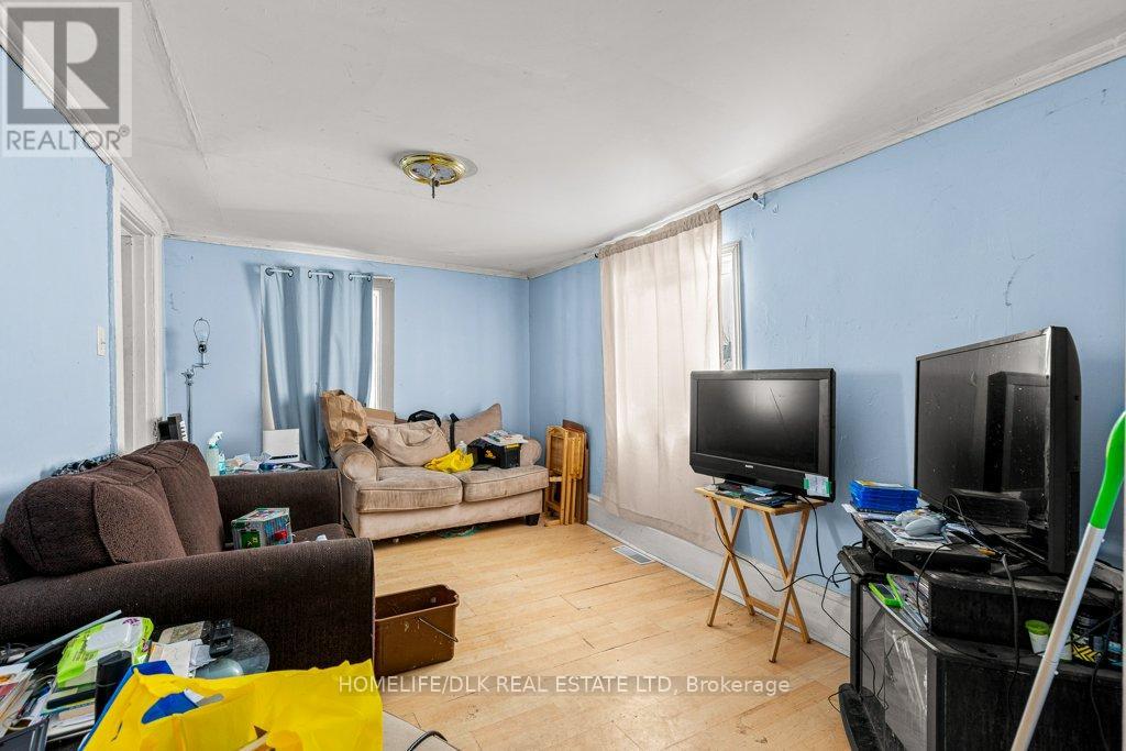 40 Front Avenue E, Brockville, Ontario  K6V 1V6 - Photo 8 - X12780160