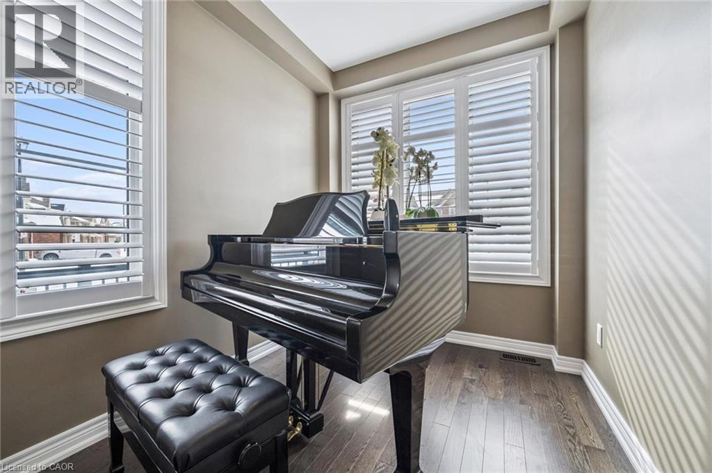 1383 Farmstead Drive, Milton, Ontario  L9E 1K4 - Photo 20 - 40804466