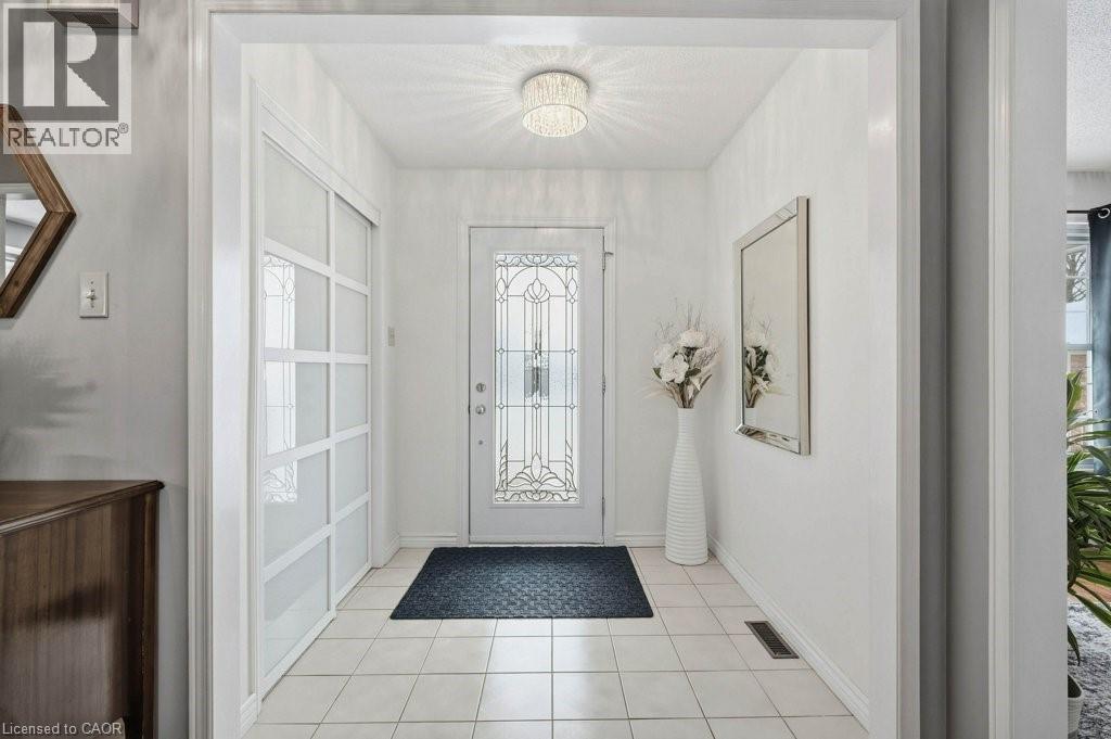 60 Mctague Drive, Cambridge, Ontario  N1T 1L5 - Photo 6 - 40804374