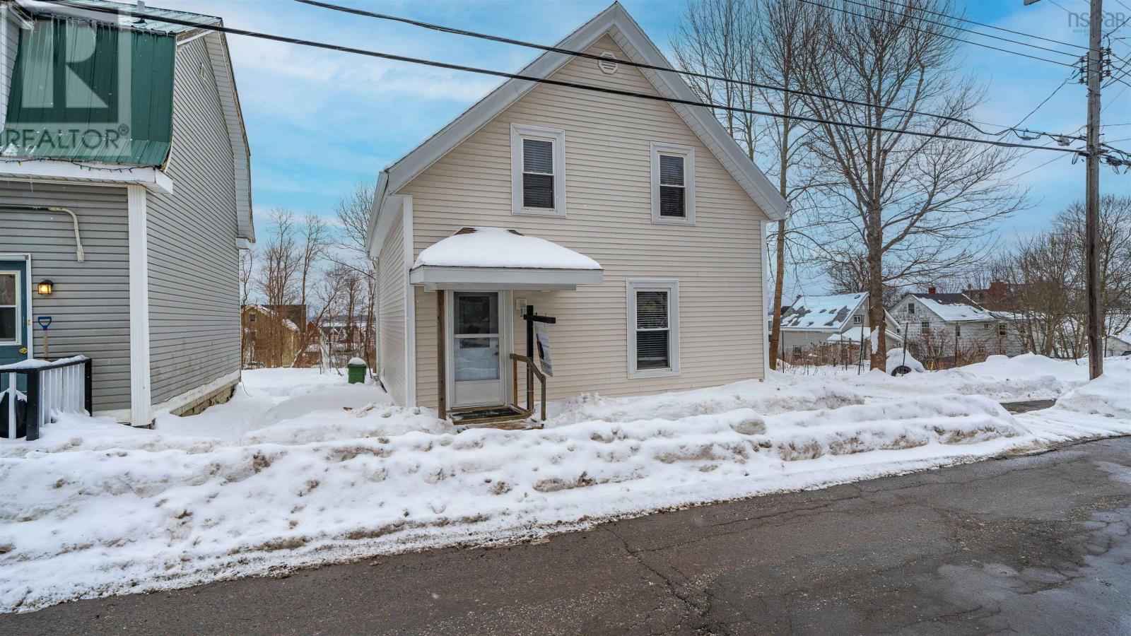 53 St. Andrews Street, Pictou, Nova Scotia  B0K 1H0 - Photo 3 - 202602594