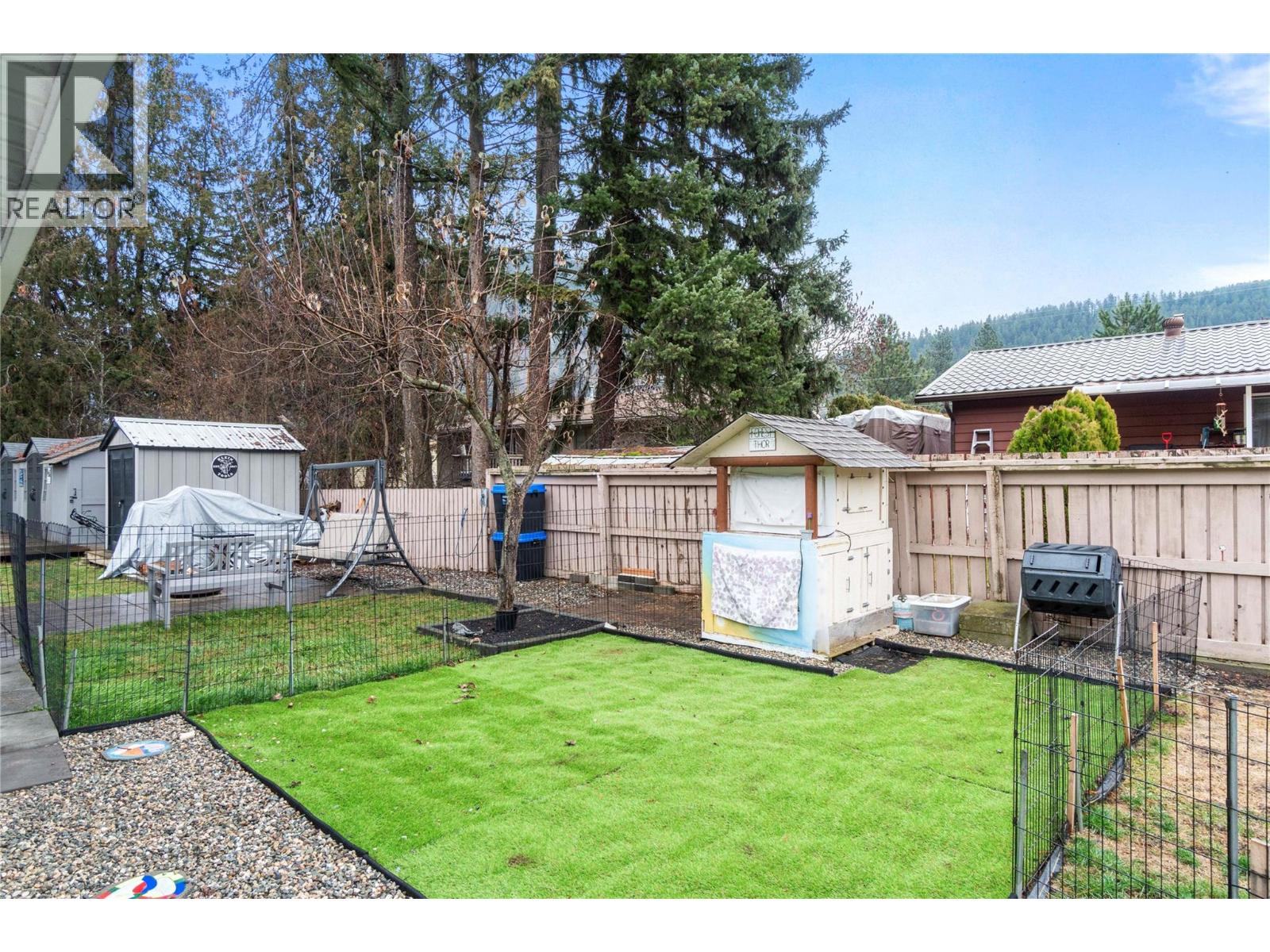 218 Aspen Drive, Chase, British Columbia  V0E 1M0 - Photo 36 - 10373963