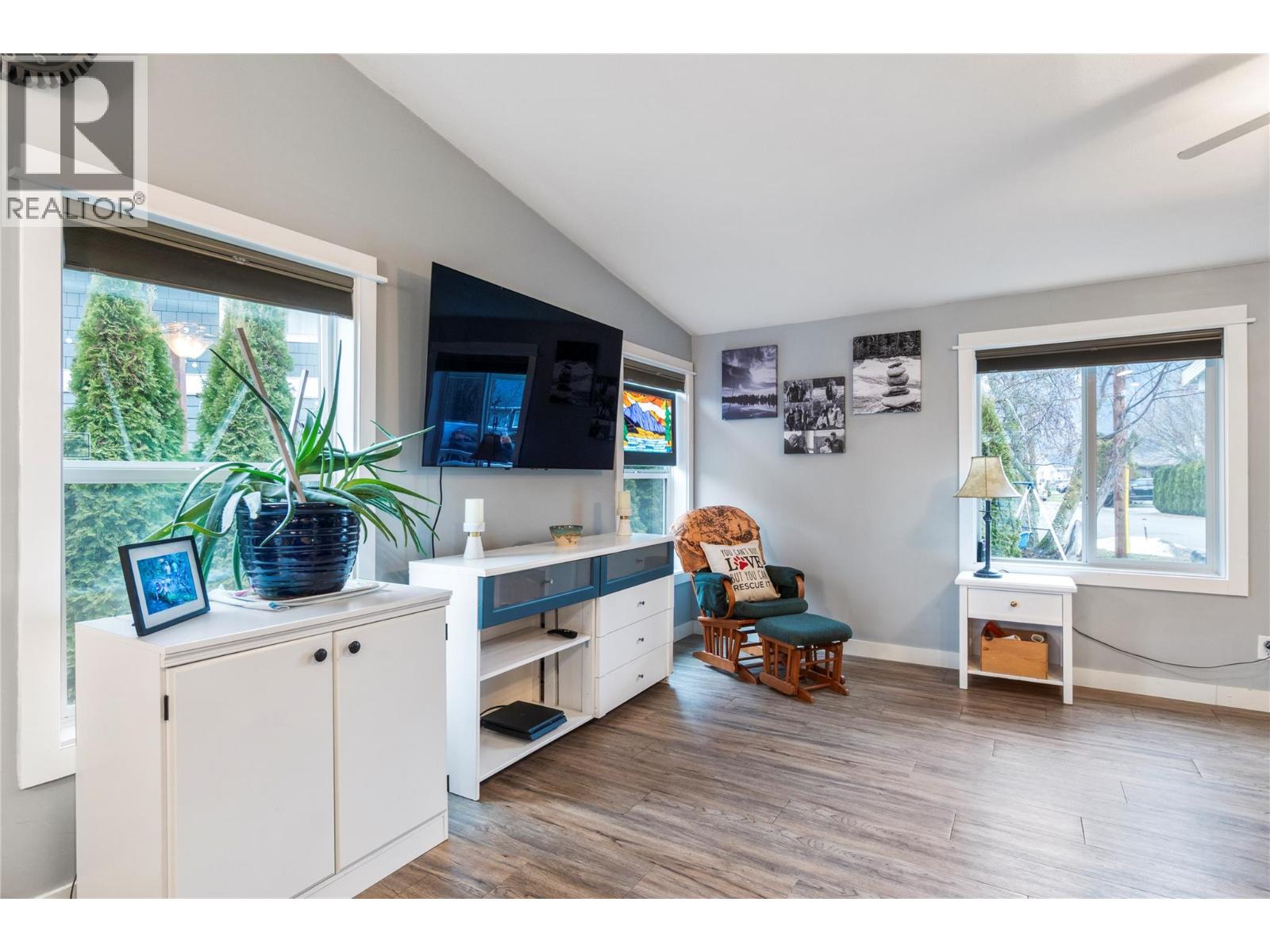 218 Aspen Drive, Chase, British Columbia  V0E 1M0 - Photo 13 - 10373963