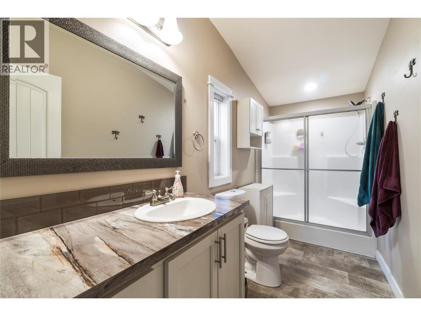 218 Aspen Drive, Chase, British Columbia  V0E 1M0 - Photo 16 - 10373963