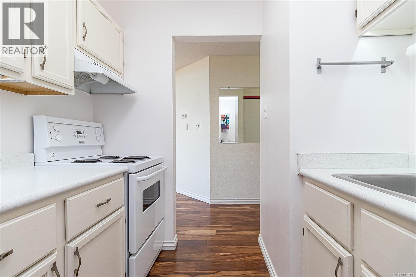 589a 4678 Elk Lake Dr, Saanich, British Columbia  V8Z 5M1 - Photo 12 - 1025793