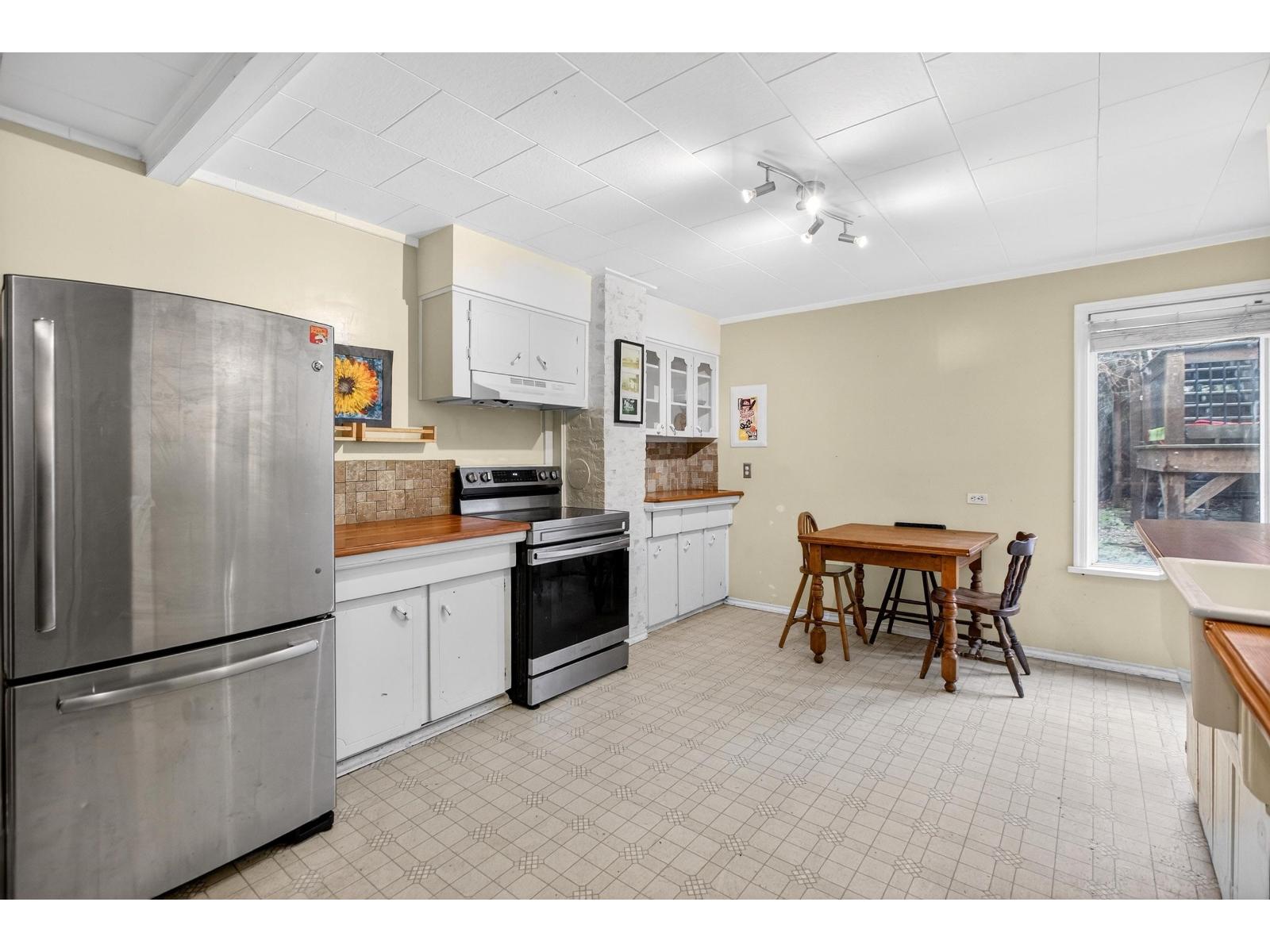 1174 176 Street, Surrey, British Columbia  V3Z 9S5 - Photo 11 - R3085901