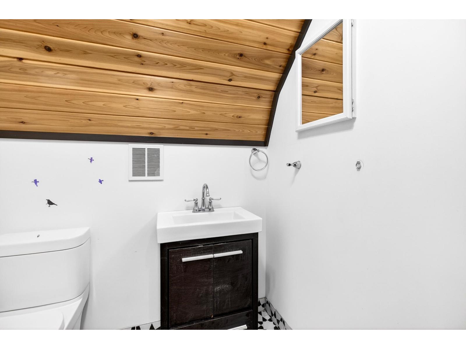 1174 176 Street, Surrey, British Columbia  V3Z 9S5 - Photo 32 - R3085901