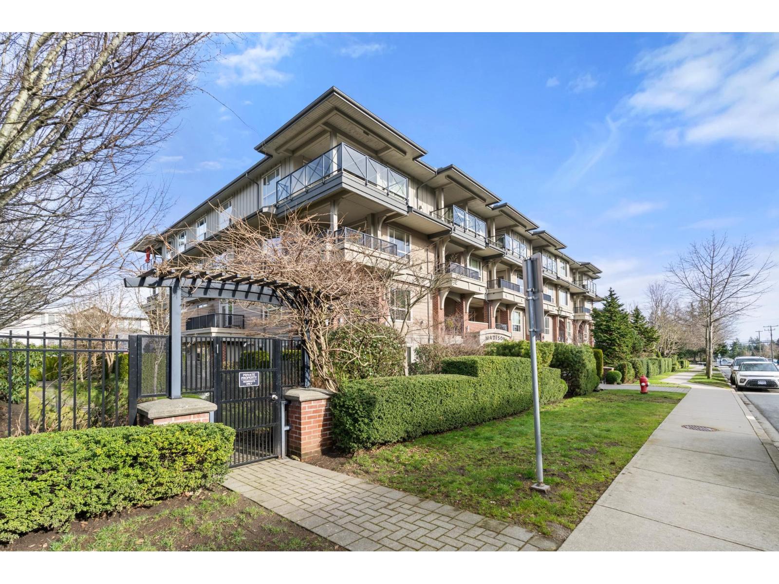 204 15357 17A AVENUE, Surrey, British Columbia