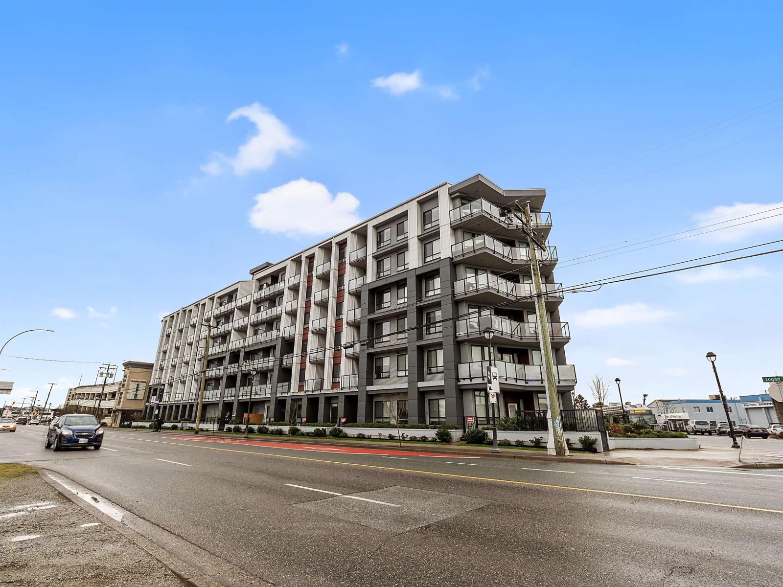 310 20360 LOGAN AVENUE, Langley, British Columbia