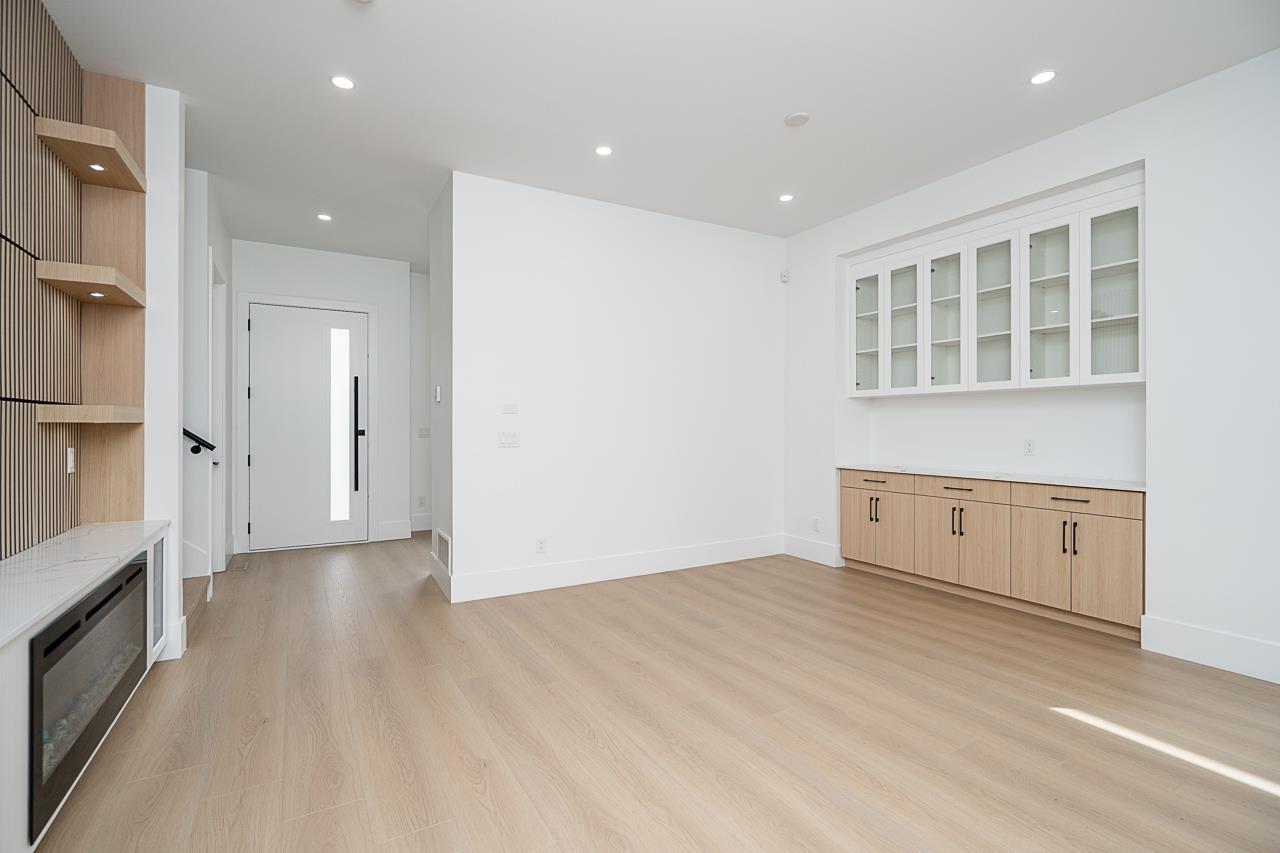 2037 168 Street, Surrey, British Columbia  V3Z 1H1 - Photo 8 - R3088565