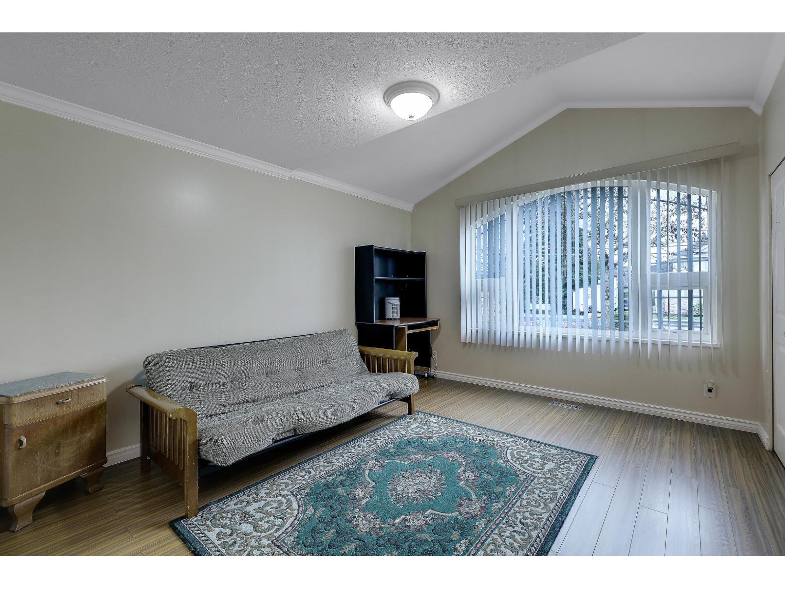 10955 156 Street, Surrey, British Columbia  V3R 0Z3 - Photo 13 - R3088855