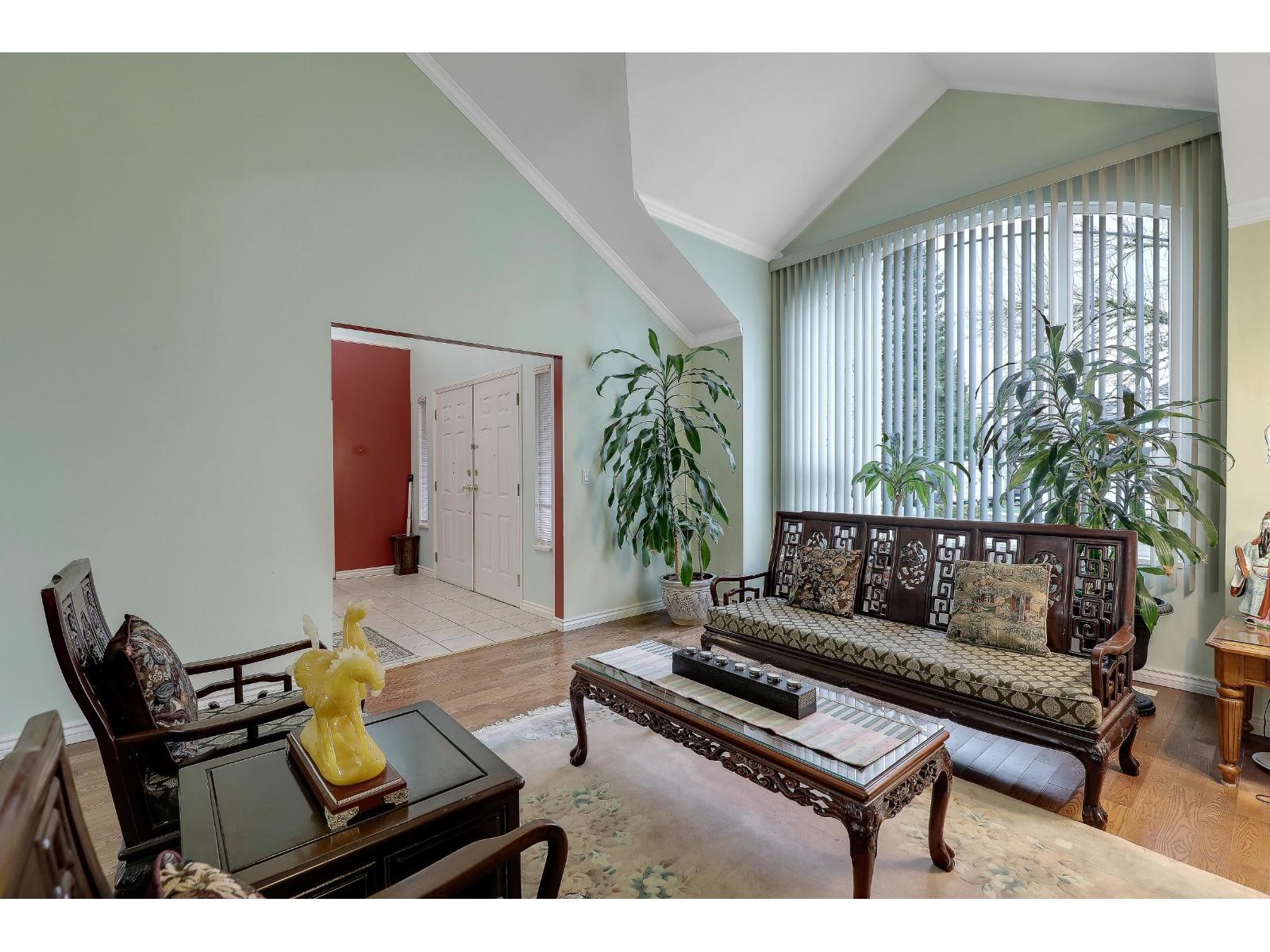 10955 156 Street, Surrey, British Columbia  V3R 0Z3 - Photo 3 - R3088855