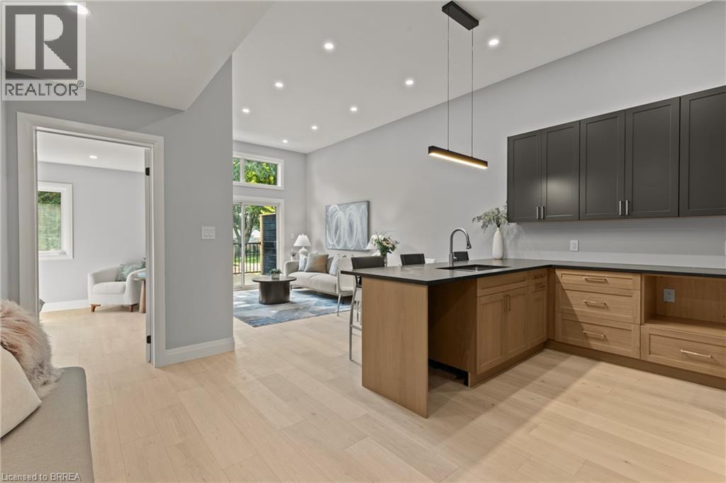 139 King Edward Street, Paris, Ontario  N3L 3E3 - Photo 9 - 40804461