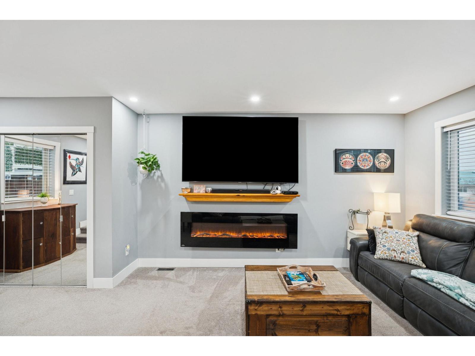 7334 Alder Street, Mission, British Columbia  V2V 3N9 - Photo 7 - R3088631