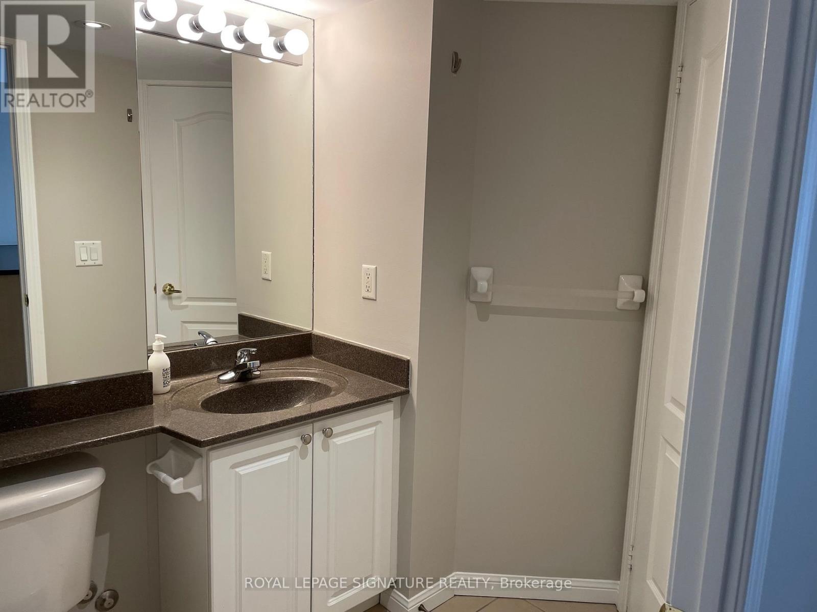 1102 - 18 Stafford Street, Toronto, Ontario  M5V 2S2 - Photo 10 - C12780086