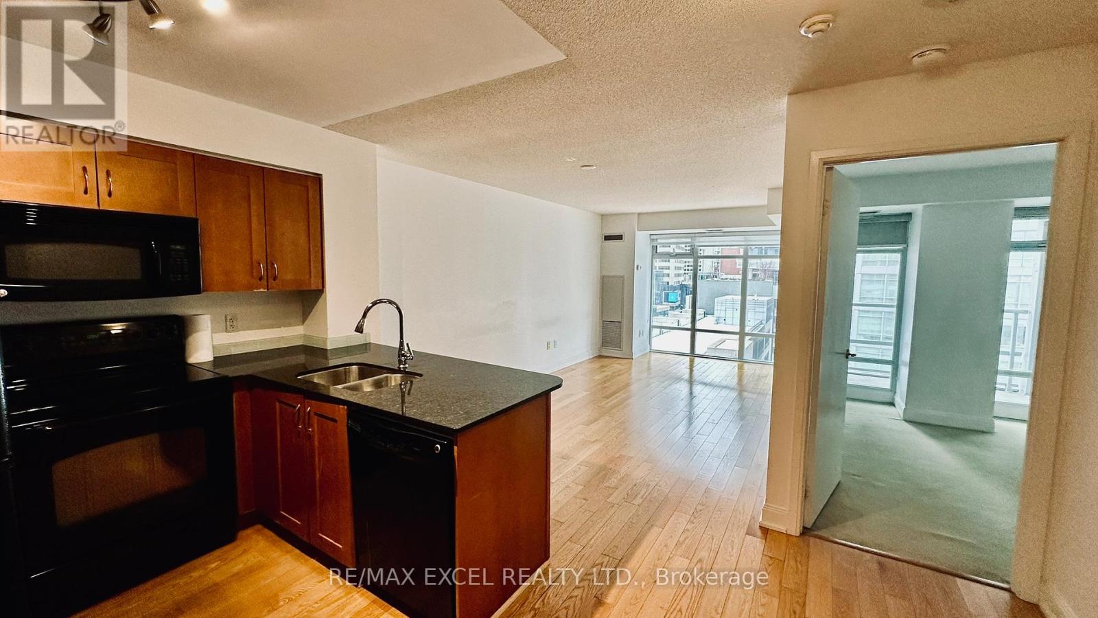 909 - 2181 Yonge Street, Toronto, Ontario  M4S 3H7 - Photo 3 - C12780240