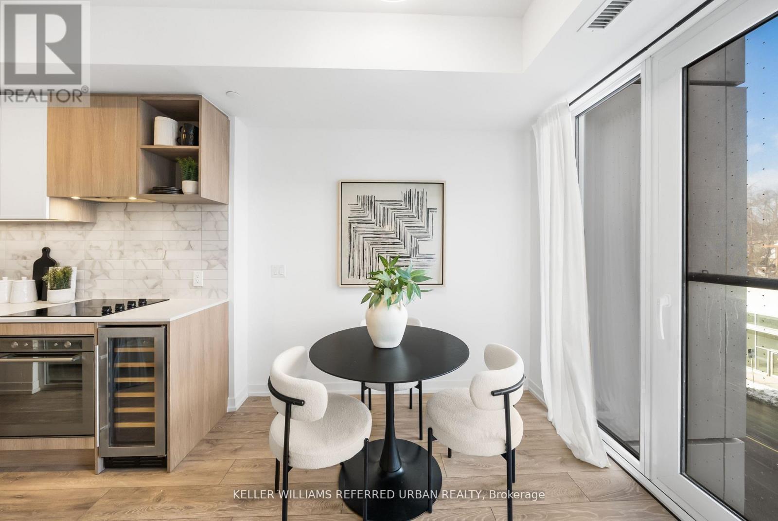 322 - 2020 Bathurst Street, Toronto (Humewood-Cedarvale), Ontario  M5P 0A6 - Photo 3 - C12780258