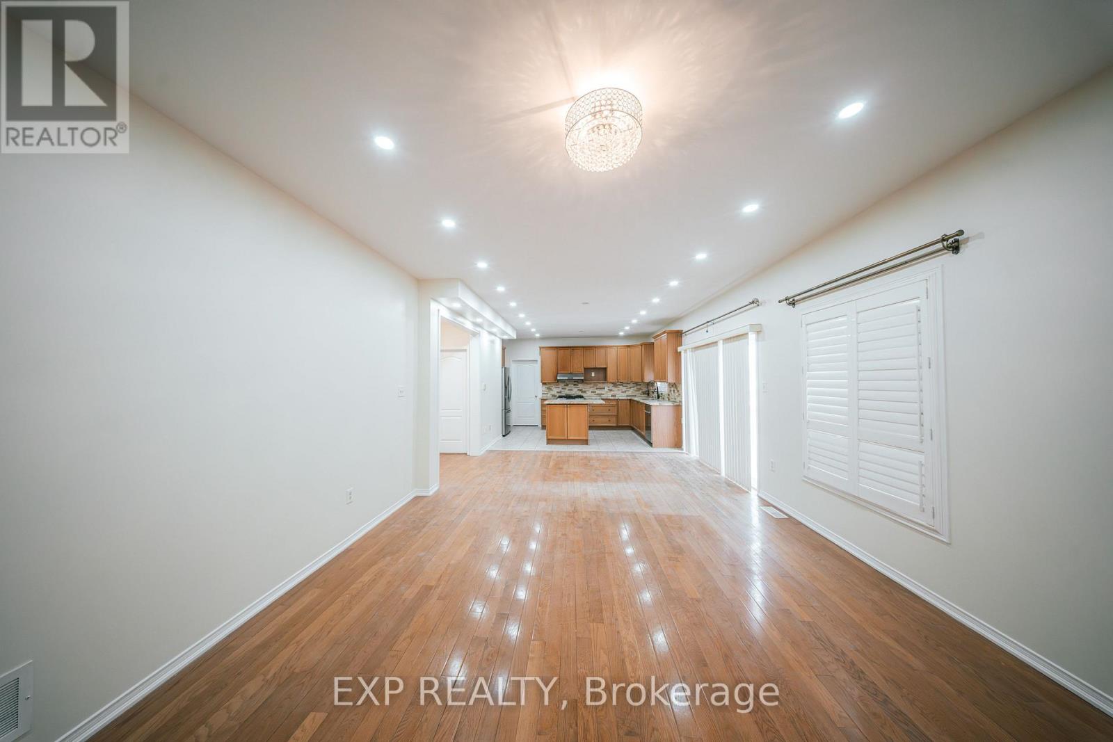 26 Peacock Crescent, Ajax, Ontario  L1T 0C6 - Photo 11 - E12780126