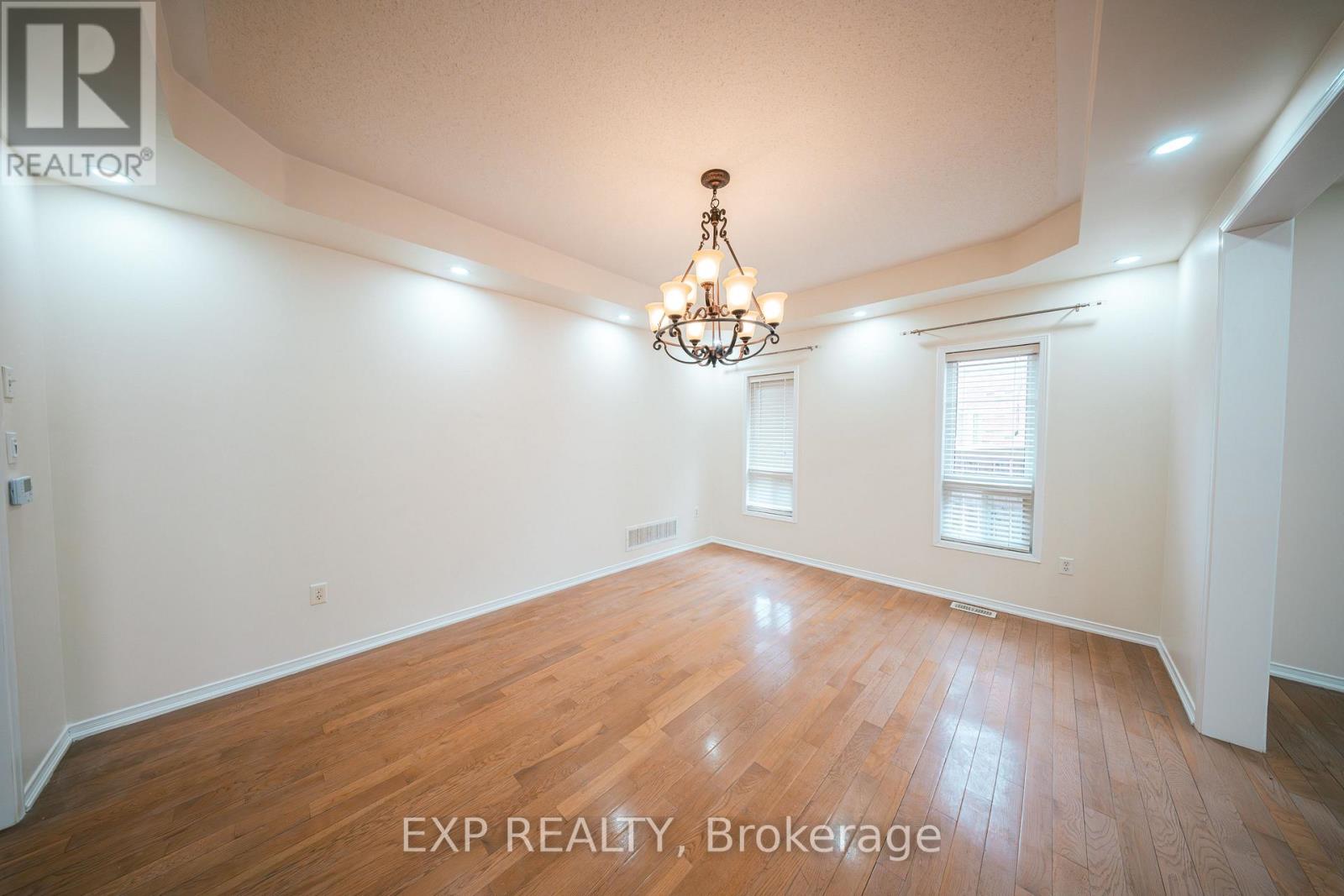 26 Peacock Crescent, Ajax, Ontario  L1T 0C6 - Photo 6 - E12780126