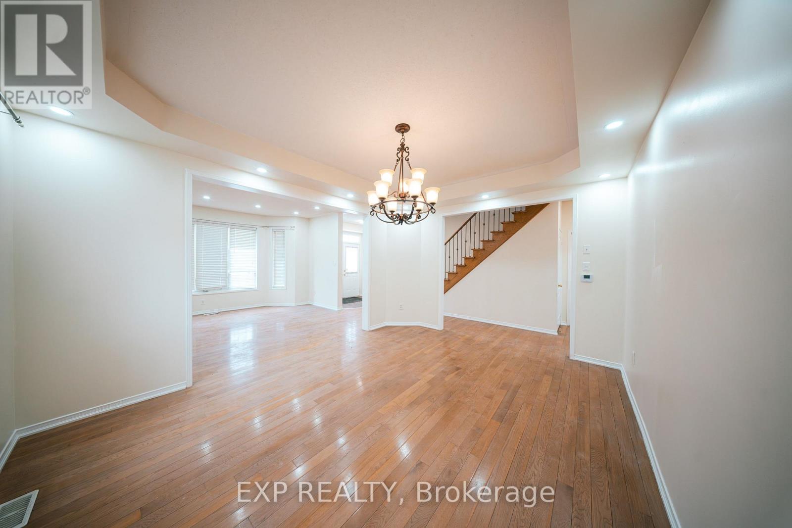 26 Peacock Crescent, Ajax, Ontario  L1T 0C6 - Photo 7 - E12780126