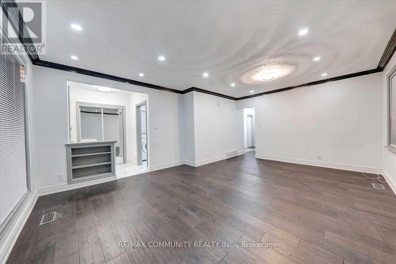 Main - 58 Gully Drive, Toronto, Ontario  M1K 4W4 - Photo 6 - E12780140