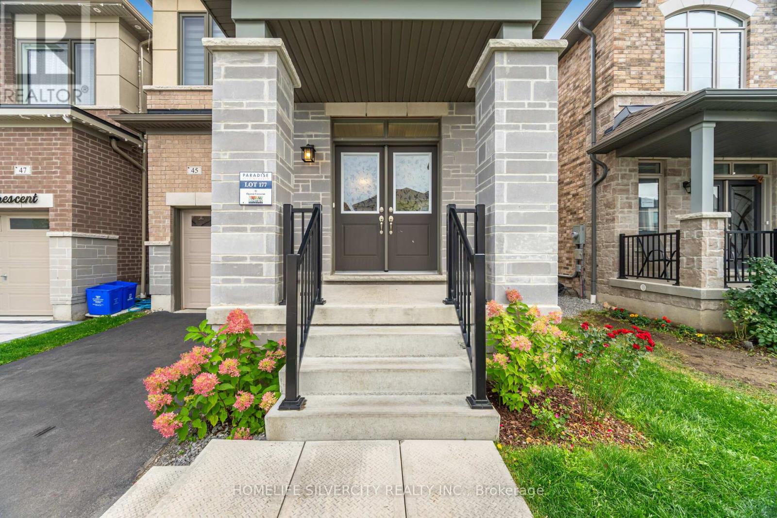 45 Ogston Crescent, Whitby, Ontario  L1P 0H2 - Photo 3 - E12780172