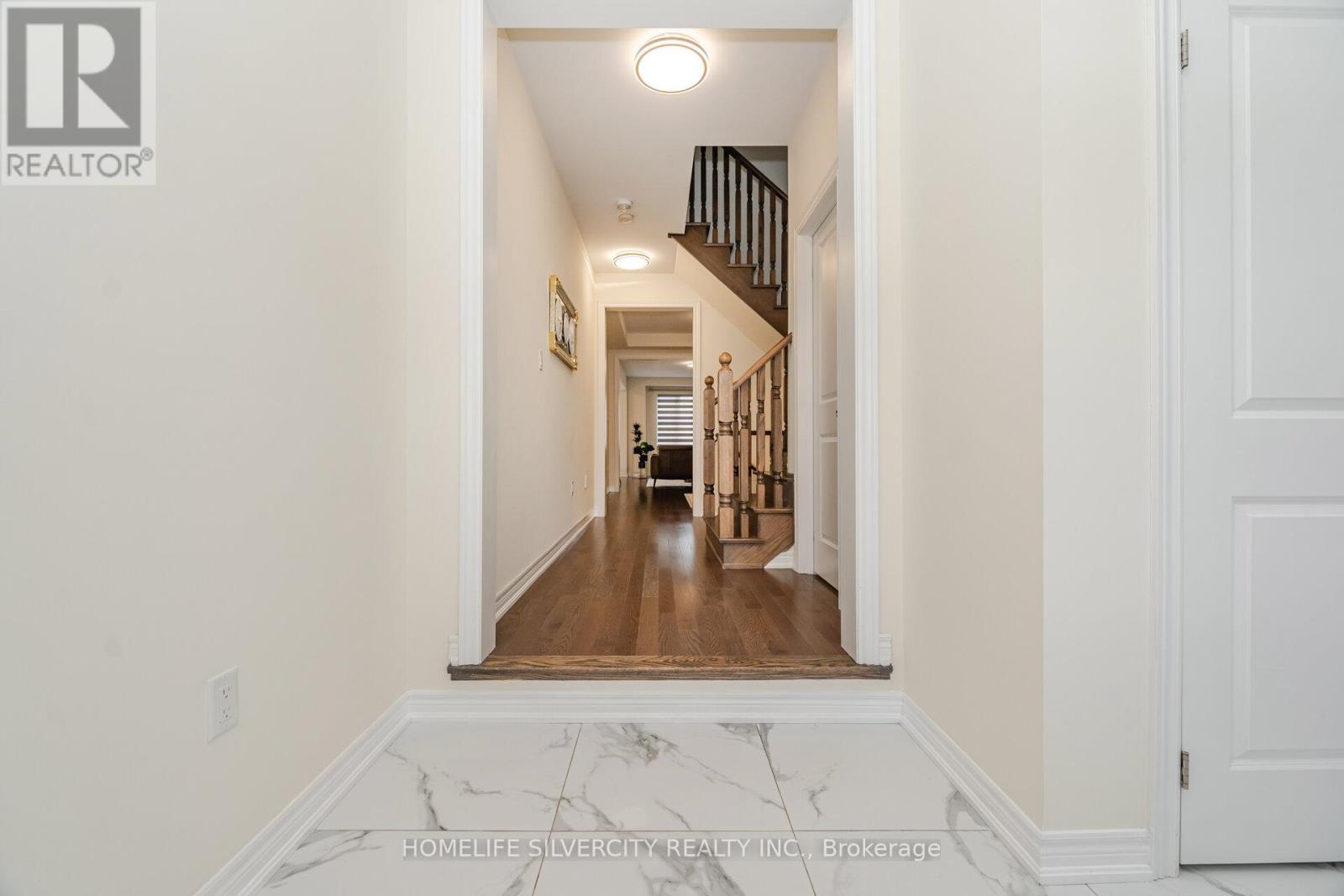 45 Ogston Crescent, Whitby, Ontario  L1P 0H2 - Photo 6 - E12780172