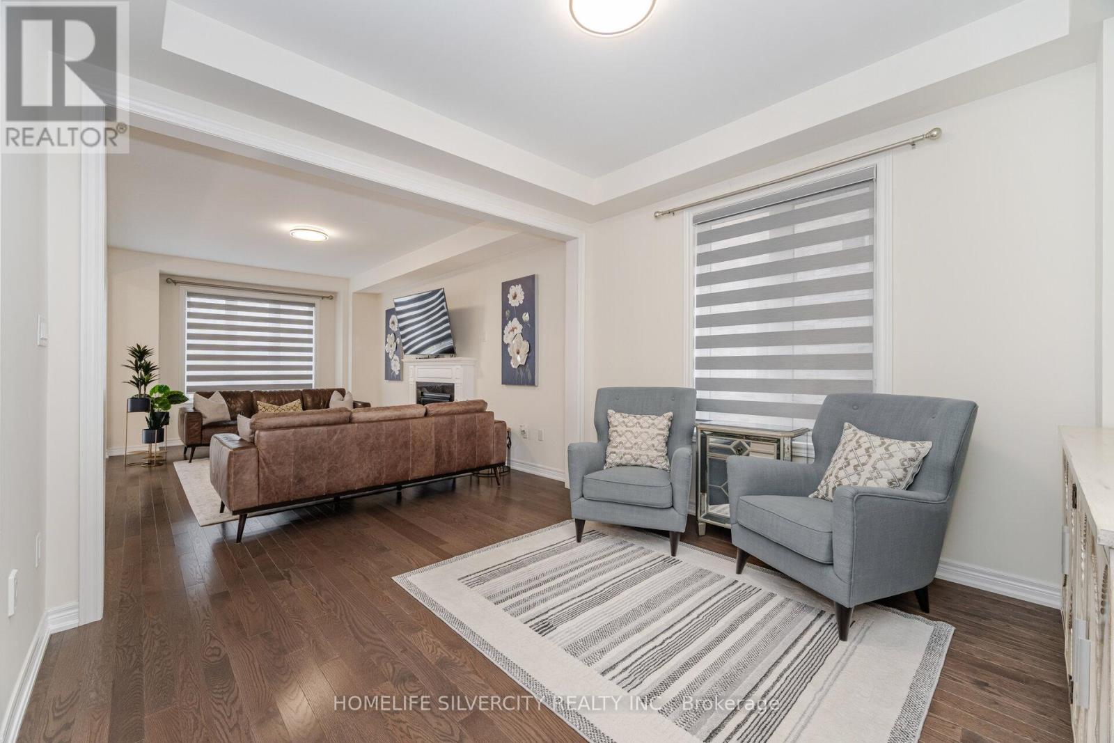 45 Ogston Crescent, Whitby, Ontario  L1P 0H2 - Photo 9 - E12780172