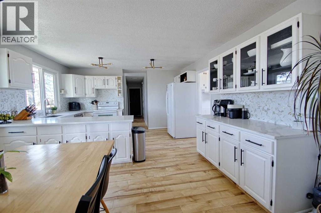 203043 Highway 531, Lomond, Alberta  T0L 1G0 - Photo 8 - A2285265