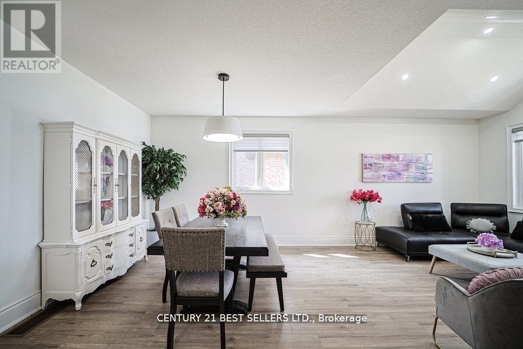 5 Wood Crescent, Essa (Angus), Ontario  L0M 1B5 - Photo 6 - N12780180