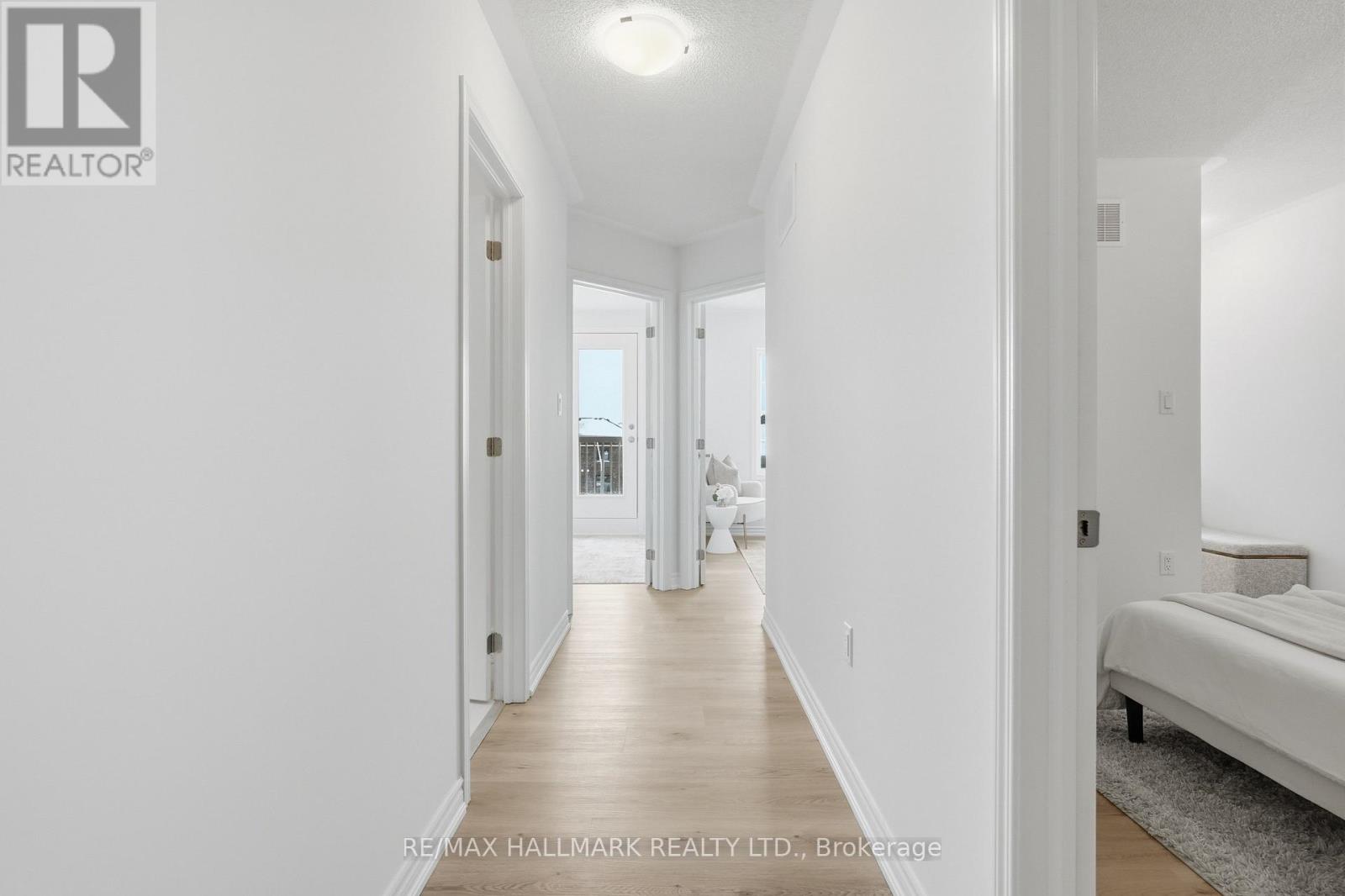 98 Yorkshire Drive E, Barrie, Ontario  L9J 1B4 - Photo 20 - S12780212