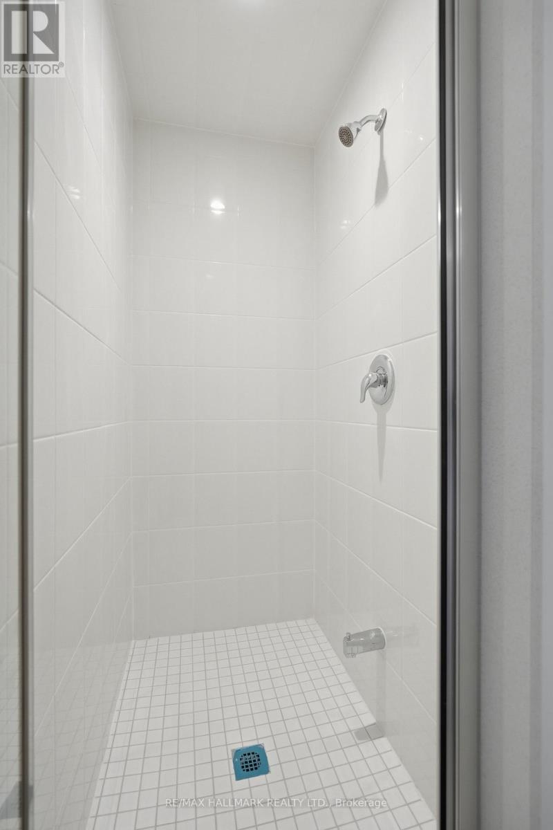 98 Yorkshire Drive E, Barrie, Ontario  L9J 1B4 - Photo 24 - S12780212