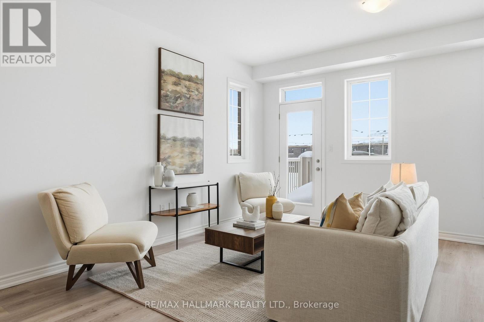 98 Yorkshire Drive E, Barrie, Ontario  L9J 1B4 - Photo 8 - S12780212