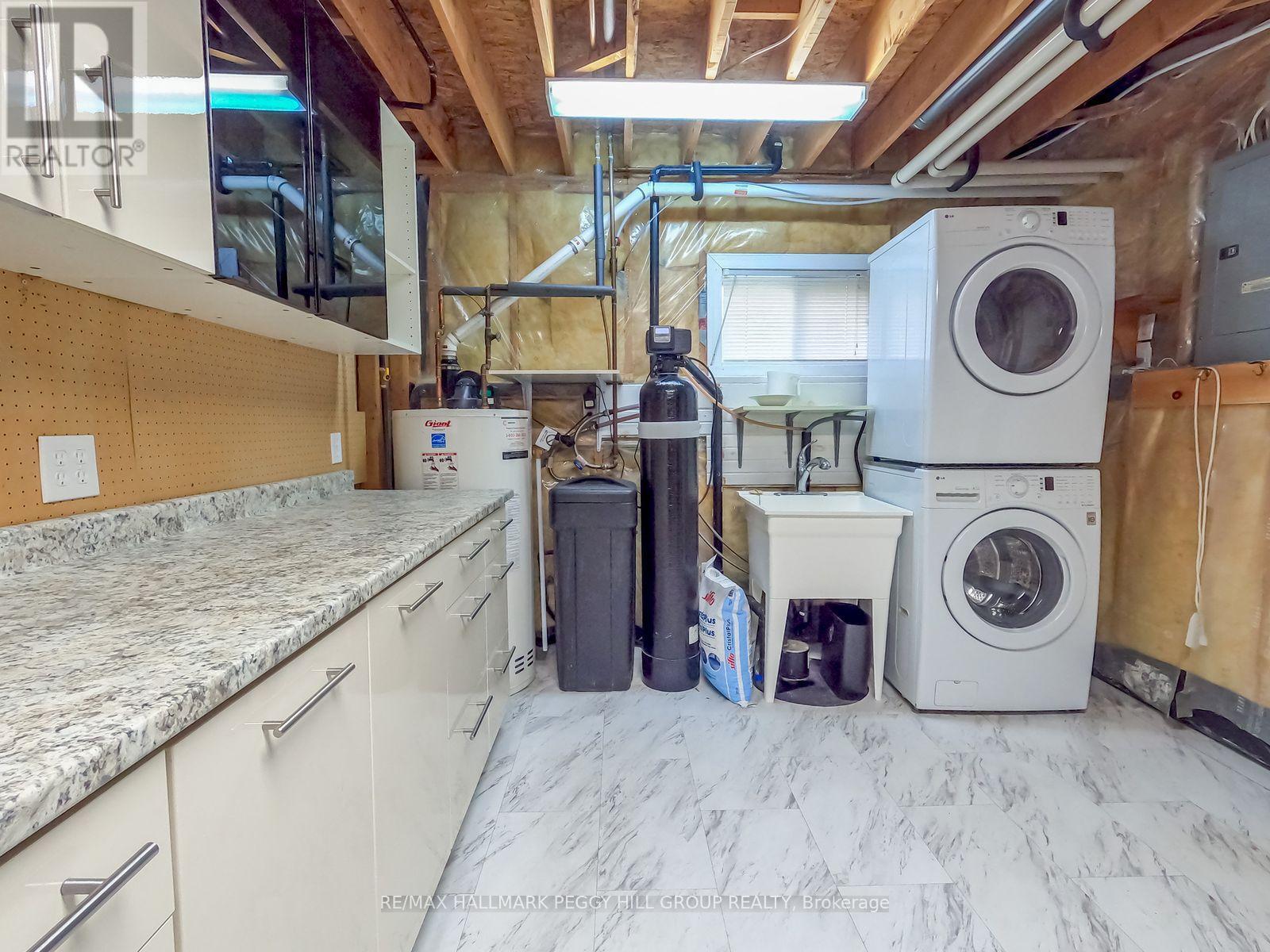 42 Royal Beech Drive, Wasaga Beach, Ontario  L9Z 1H2 - Photo 10 - S12780266